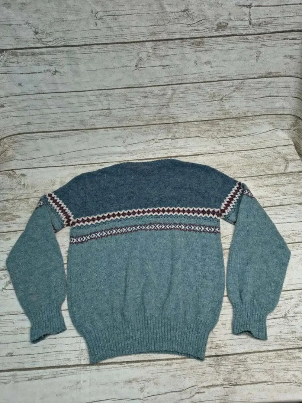 Club International Fair Isle Wool Blend Lightweight Sweater Size Small